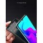 Plastový kryt s texturou karbonu pro Huawei P30 Lite - černý