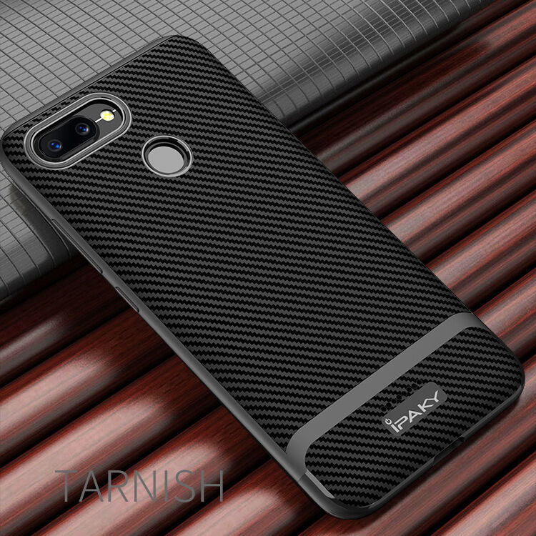 Ipaky kryt s texturou karbonových vláken pro Xiaomi Redmi 6 - černý