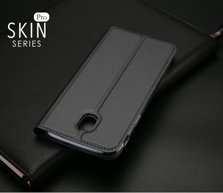Dux Ducis Skin Pro flipové pouzdro pro Samsung Galaxy J3 (2017) - černé