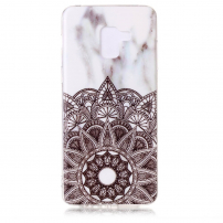 Plastový kryt mandala pro Samsung Galaxy A8 Plus (2018) - bílý