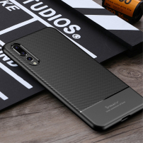 Ipaky plastový kryt s texturou karbonu pro Huawei P20 Pro - černý
